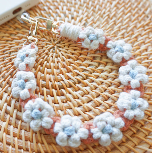 PMQ: Macramé Daisy Phone Strap Workshop (Short Version)